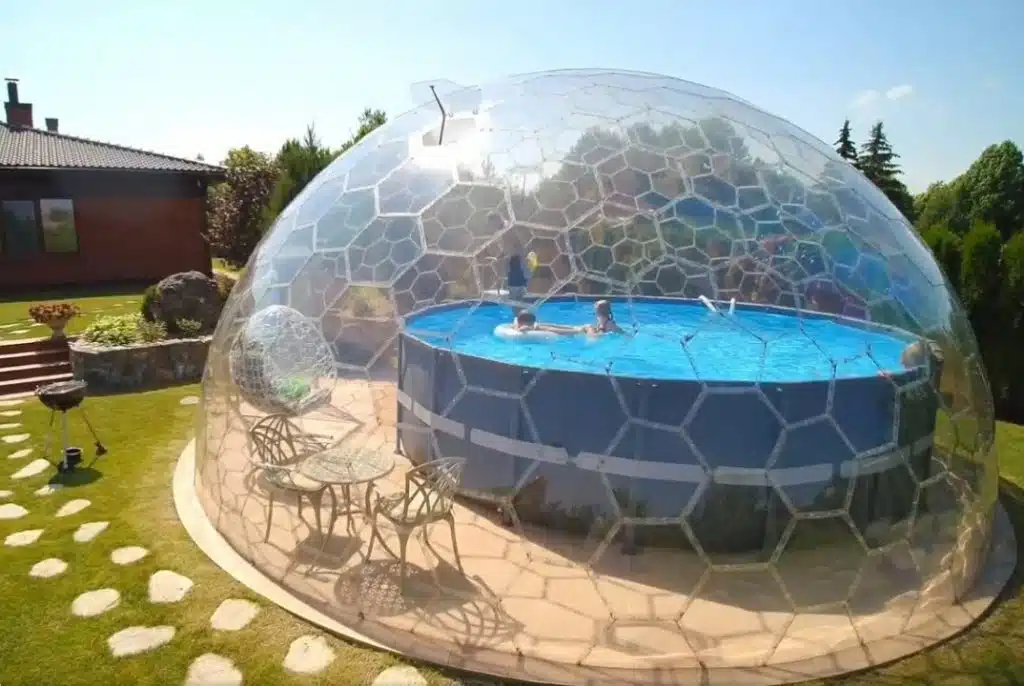 5 astuces pour bien entretenir votre dôme de piscine hors sol 